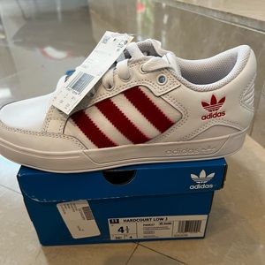 Brand new, Adidas Hardcourt Low 4.5